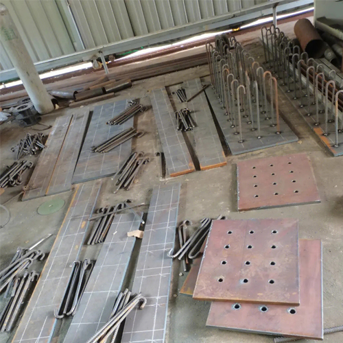 有哪些其他因素会影响中山预埋件位置的确定？